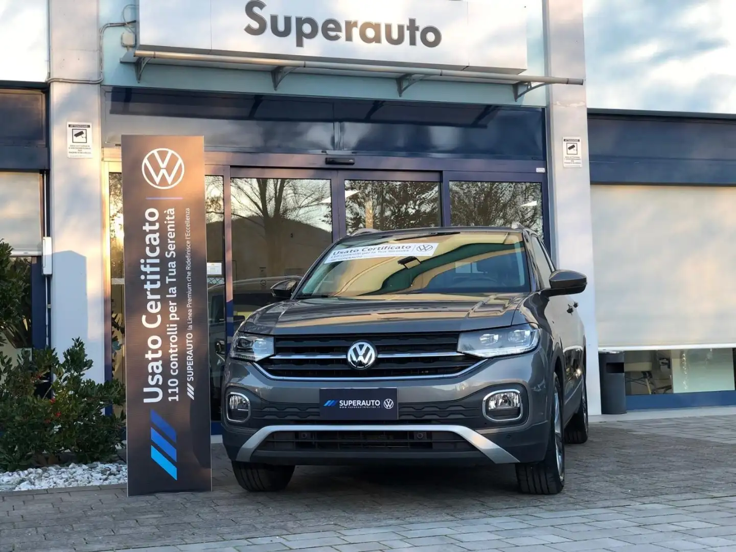 Volkswagen T-Cross 1.0 TSI 115 CV DSG Advanced *DIGITAL COCKPIT* Grigio - 2