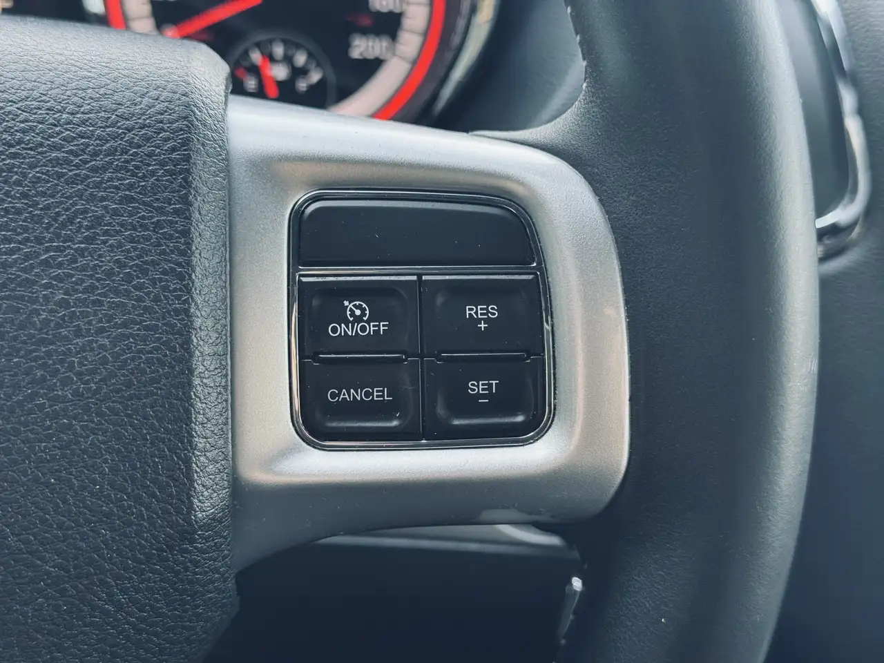 Dodge Grand Caravan снимка Dodge Grand Caravan