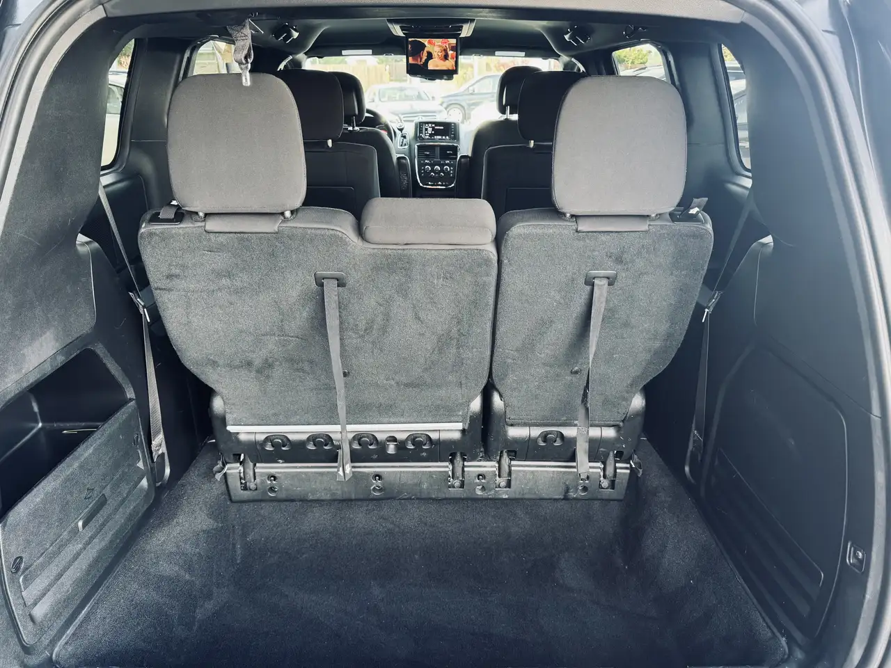 Dodge Grand Caravan снимка Dodge Grand Caravan