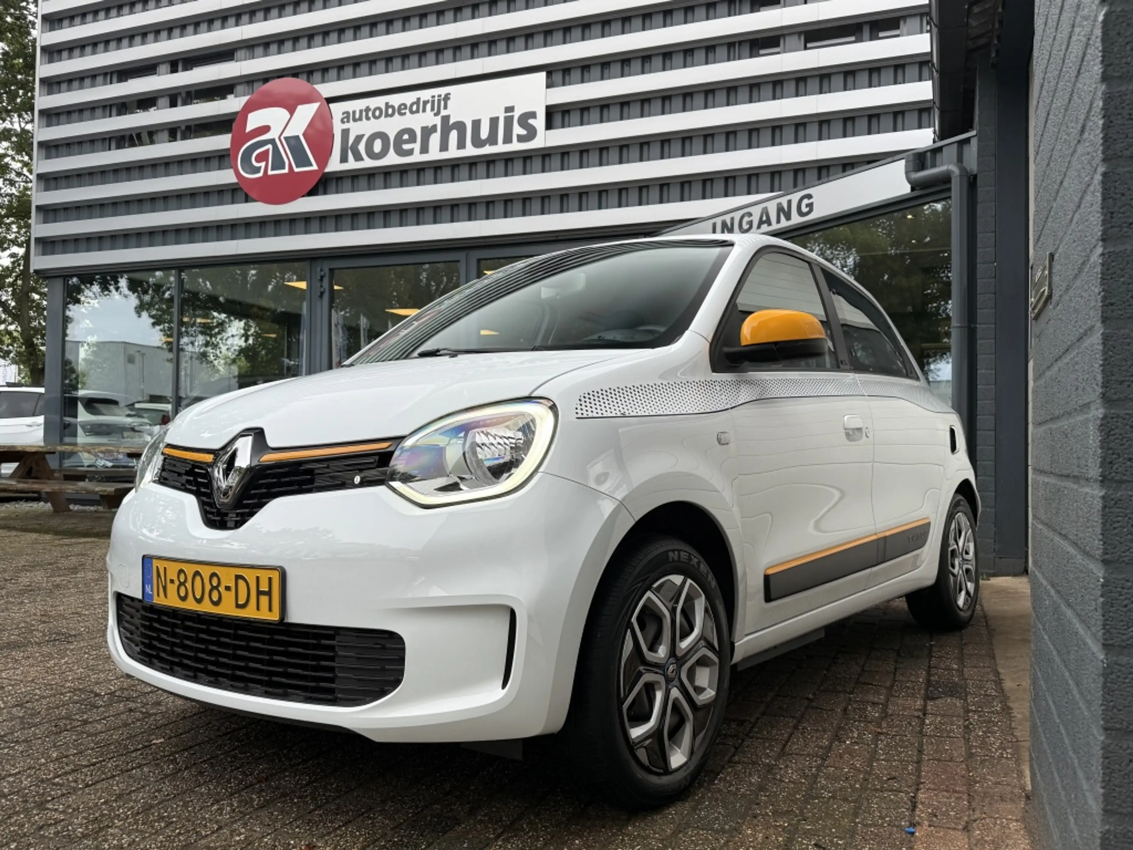 Renault Twingo Z.E. R80 Collection — photo 5