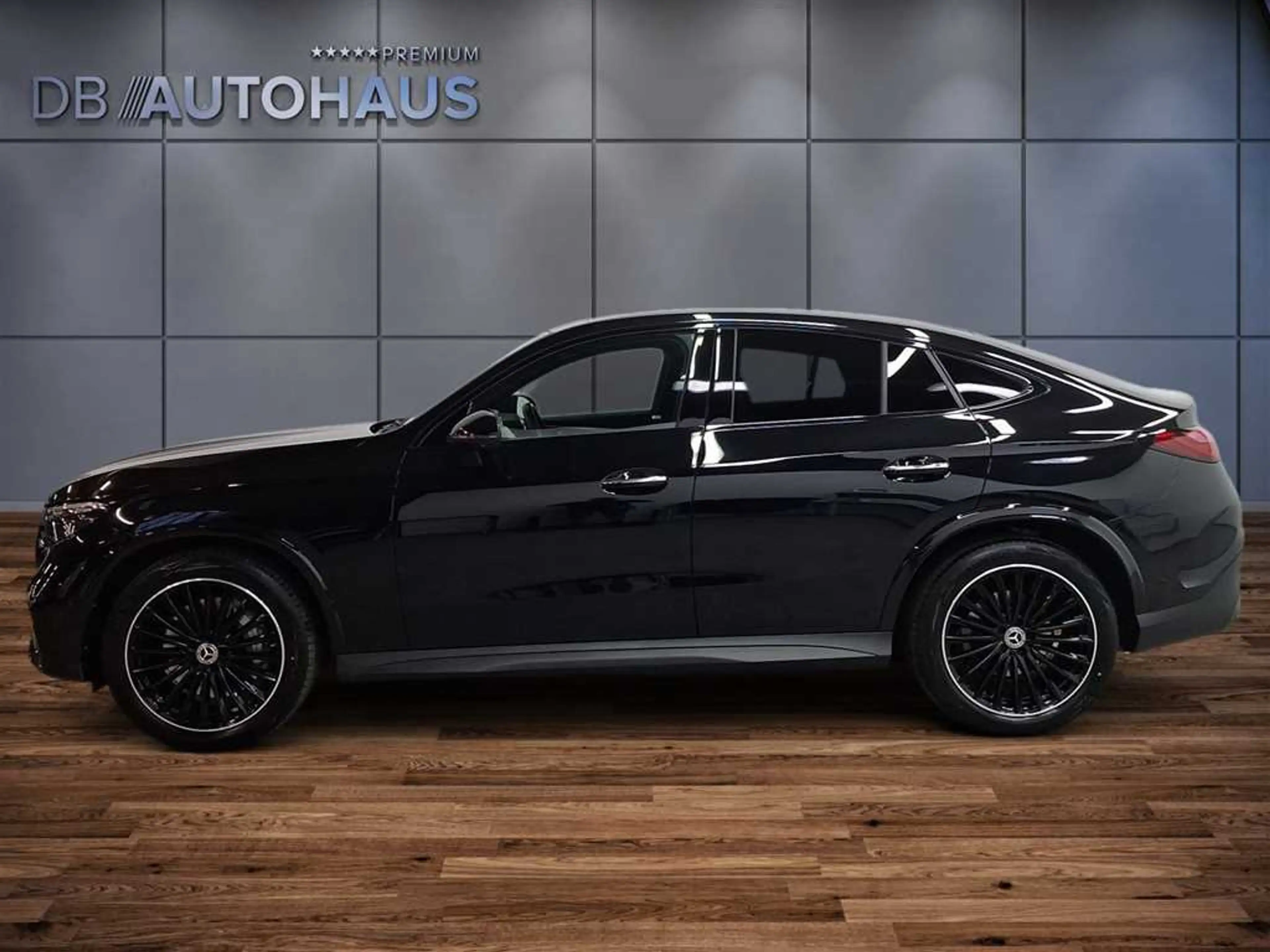 Mercedes-Benz GLC 300 GLC Coupe 300 4MATIC 9G-tronic — photo 7