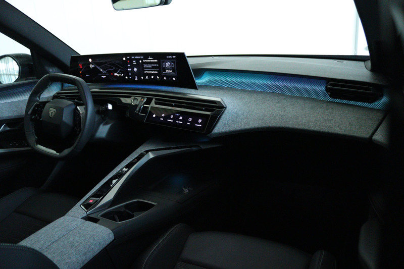Peugeot 5008 1.2 Hybrid 145 GT 7p | Cruise Control | Stoel+Stuu — photo 4