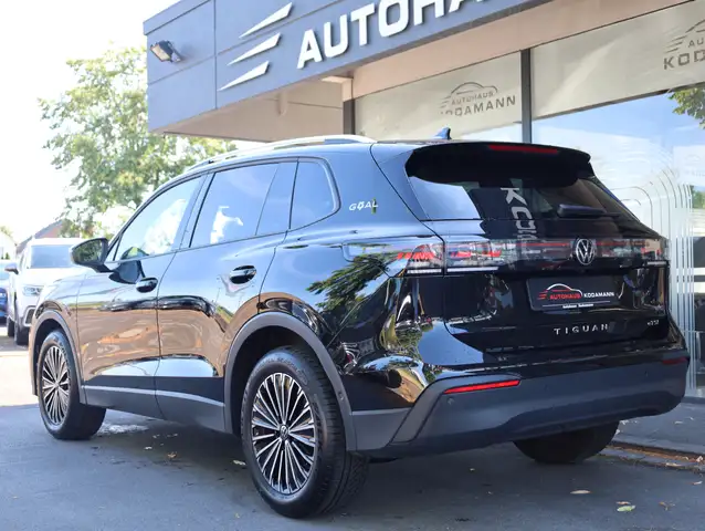 Volkswagen Tiguan view 8
