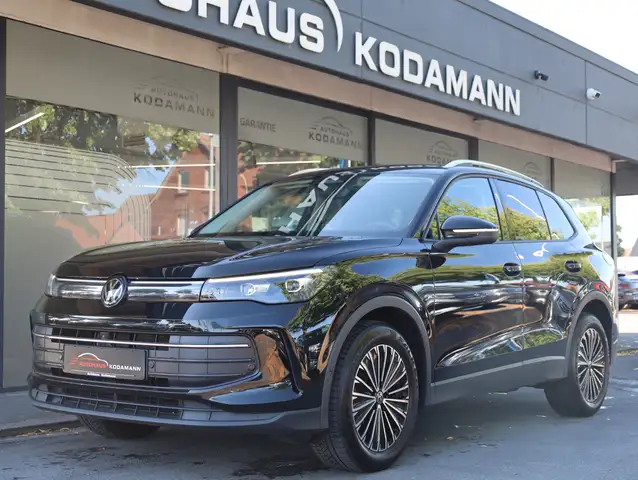 Volkswagen Tiguan view 6