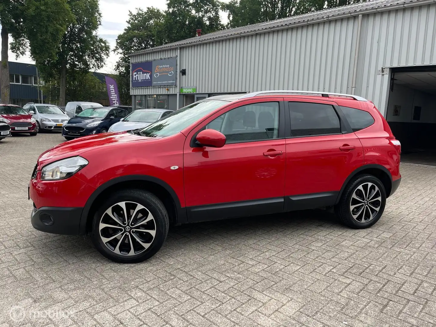 Nissan Qashqai+2 2.0 Connect Edition 4WD / 7 ZITTER Rouge - 2