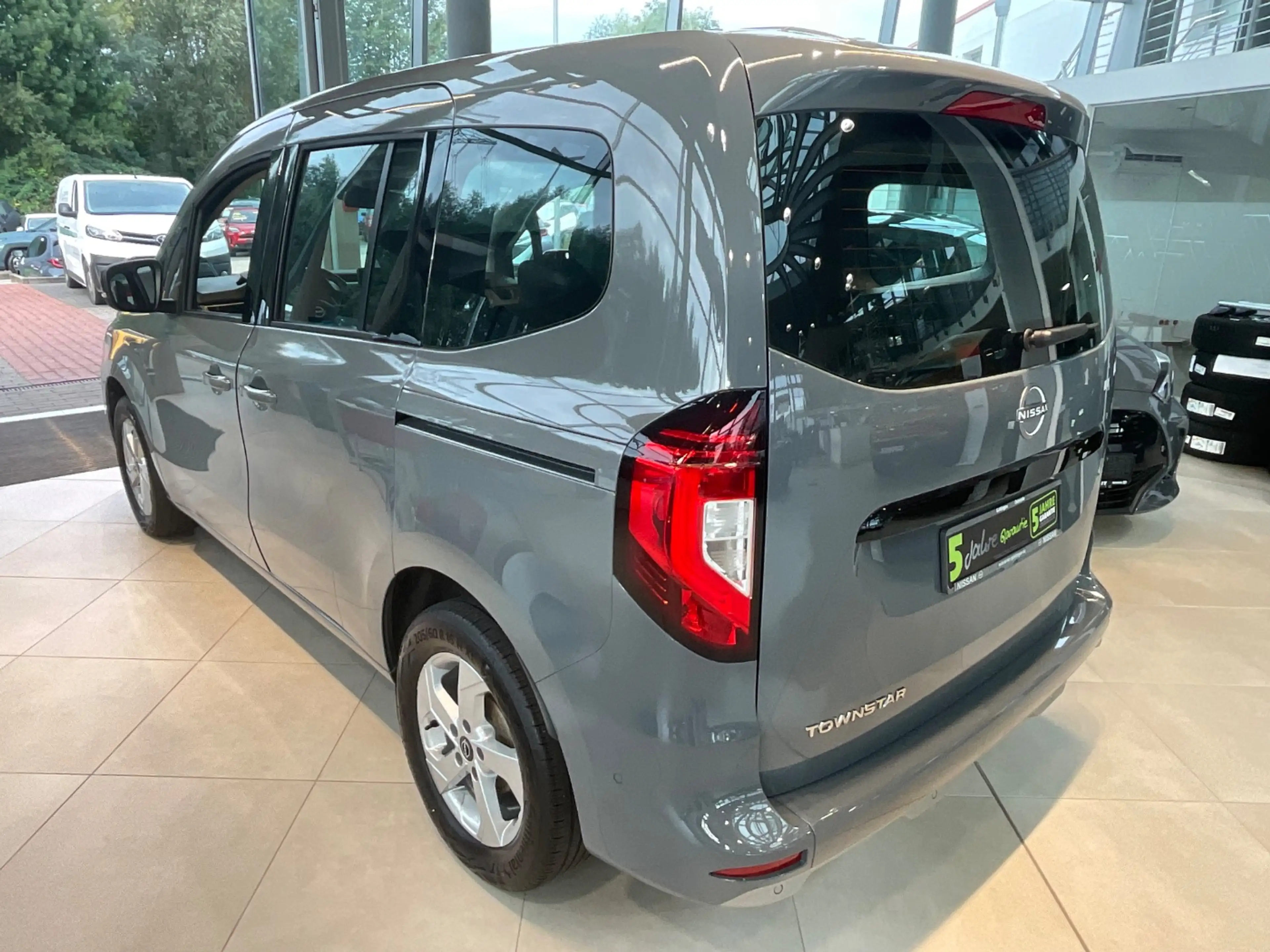 Nissan Townstar Kombi DIG-T 130 L1 N-Connecta Navi+Kam. — photo 9