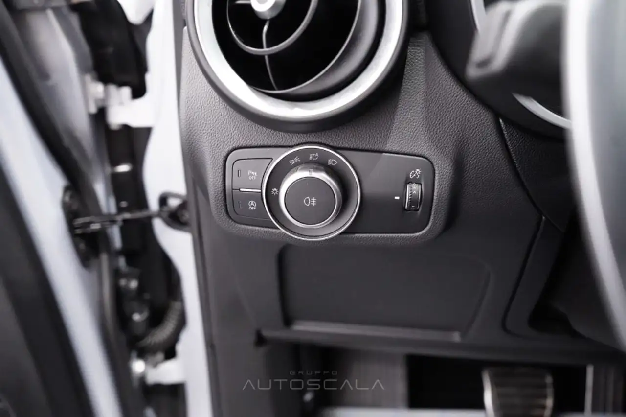 Alfa Romeo Stelvio 2024 — фото 13