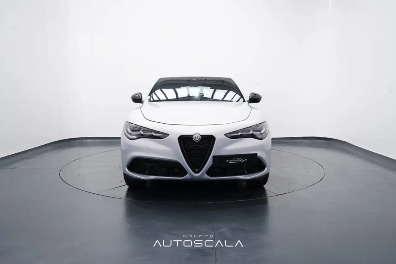 Alfa Romeo Stelvio 2024