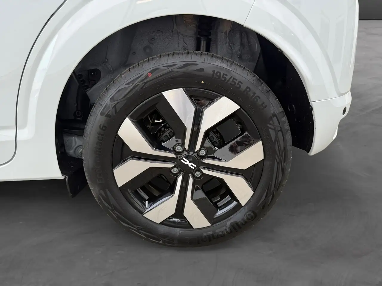 Dacia Sandero Sandero — photo 18