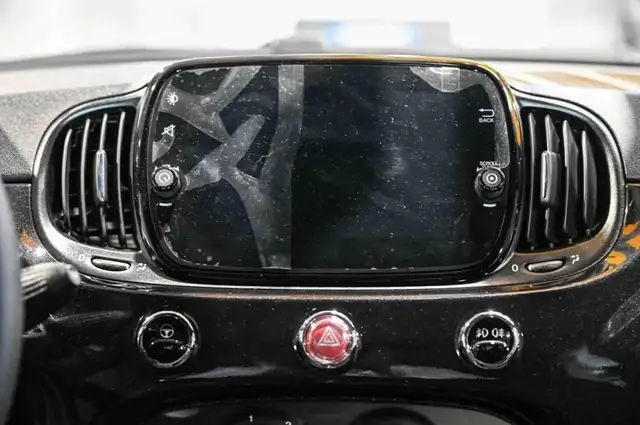 Fiat 500 view 13