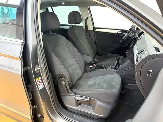 Volkswagen Tiguan view 10