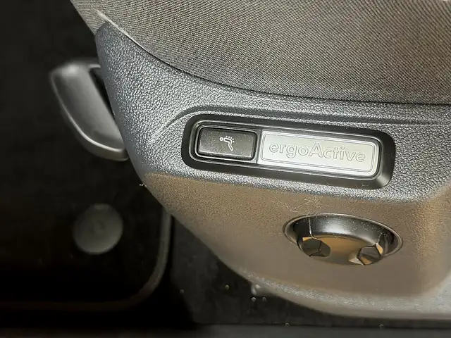 Volkswagen Tiguan view 26