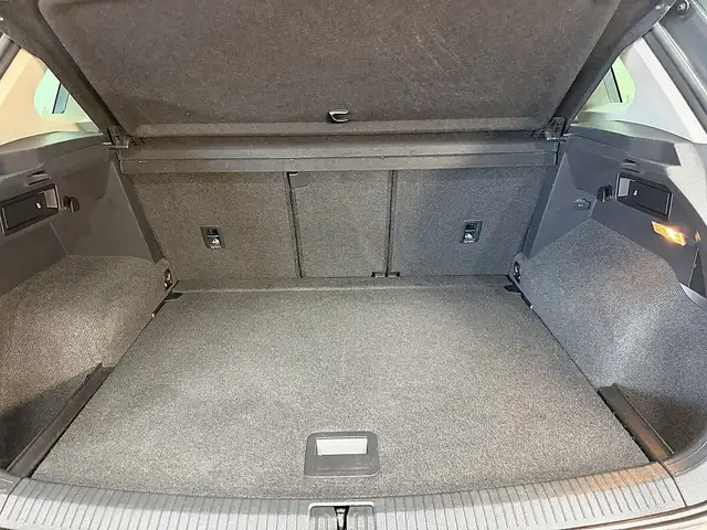 Volkswagen Tiguan view 24