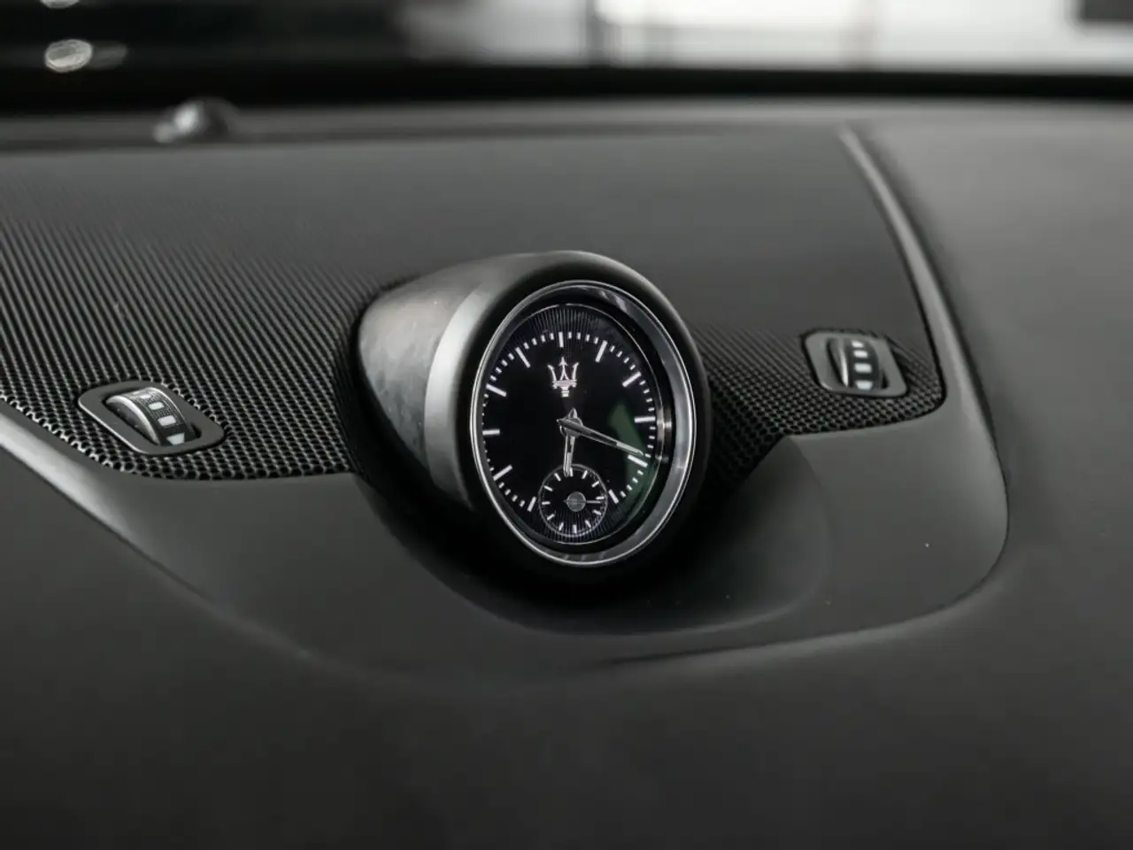 Maserati Levante снимка Maserati Levante