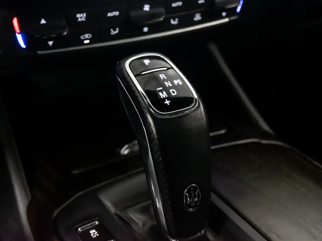 Maserati Levante снимка Maserati Levante