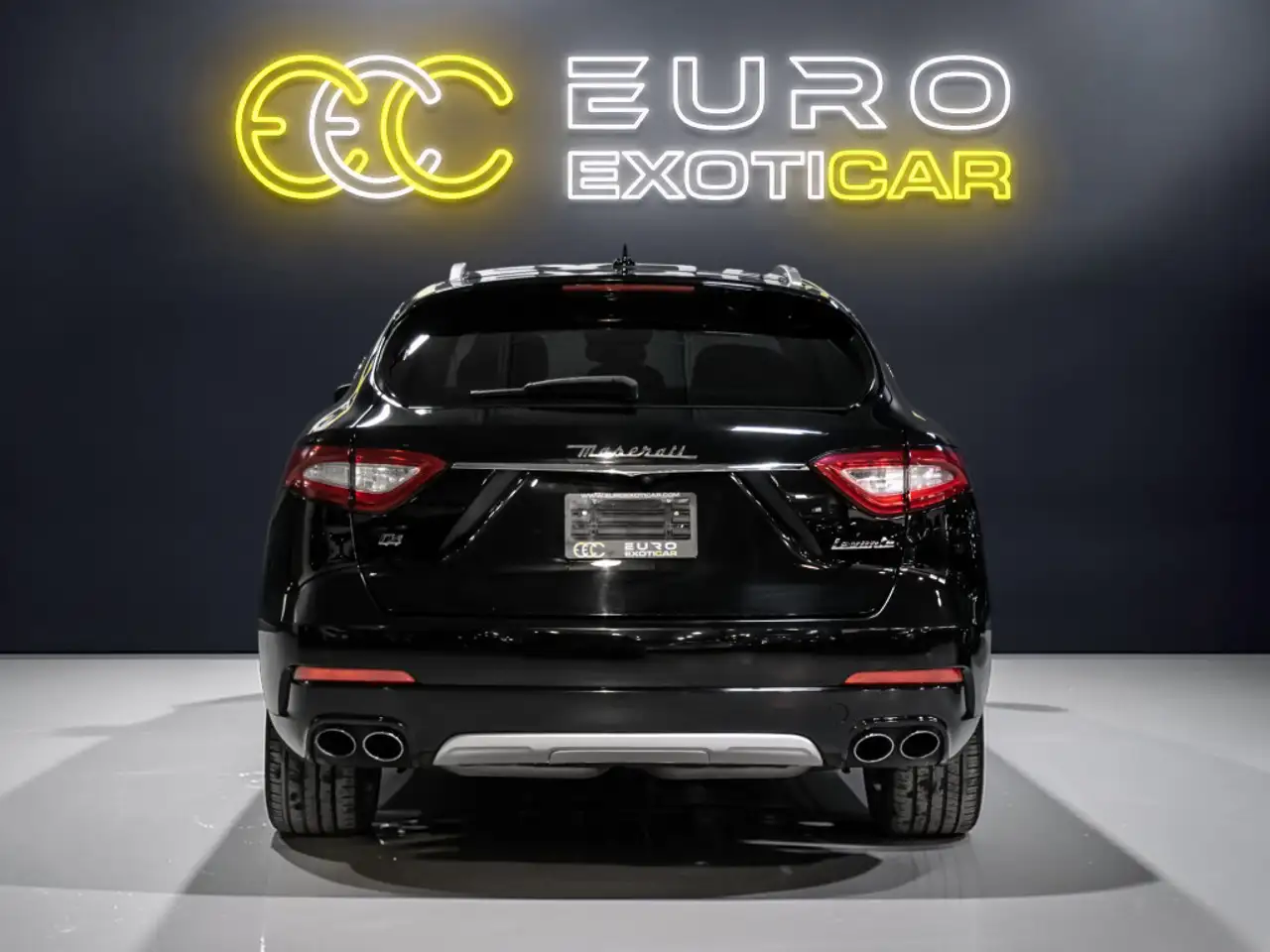 Maserati Levante снимка Maserati Levante