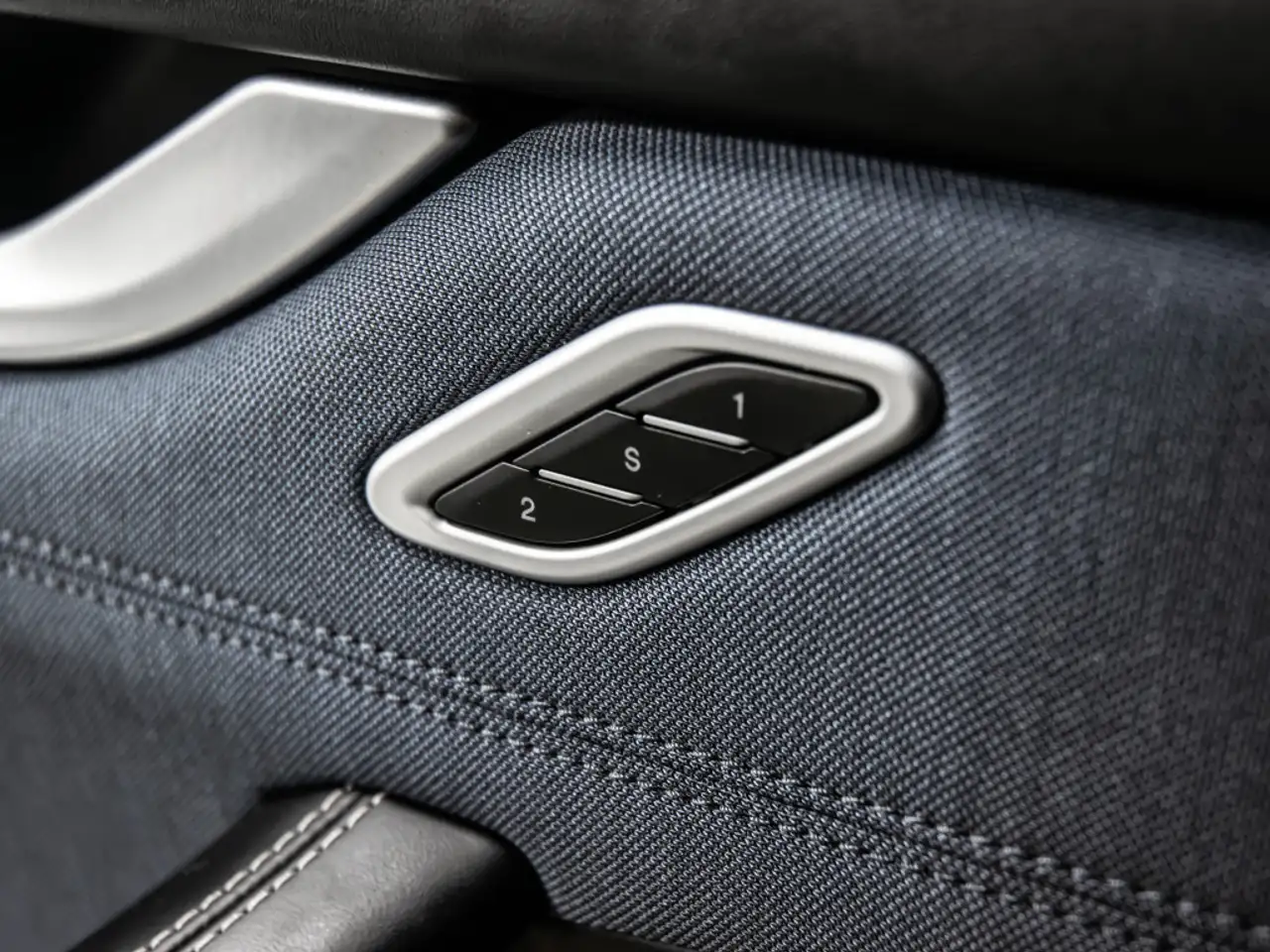 Maserati Levante снимка Maserati Levante
