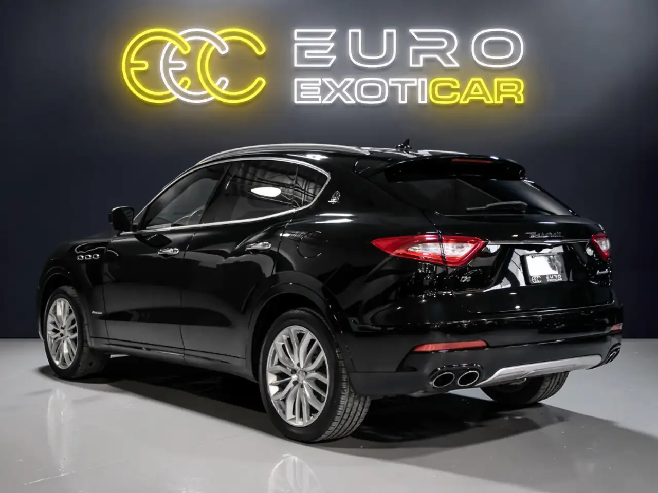Maserati Levante снимка Maserati Levante