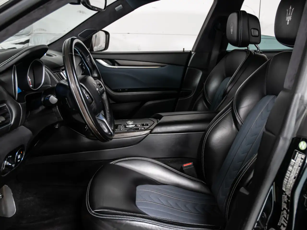 Maserati Levante снимка Maserati Levante