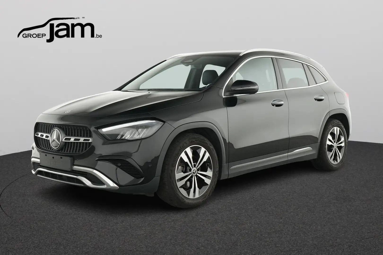 Mercedes-Benz GLA 180 Progressive Noir - 1