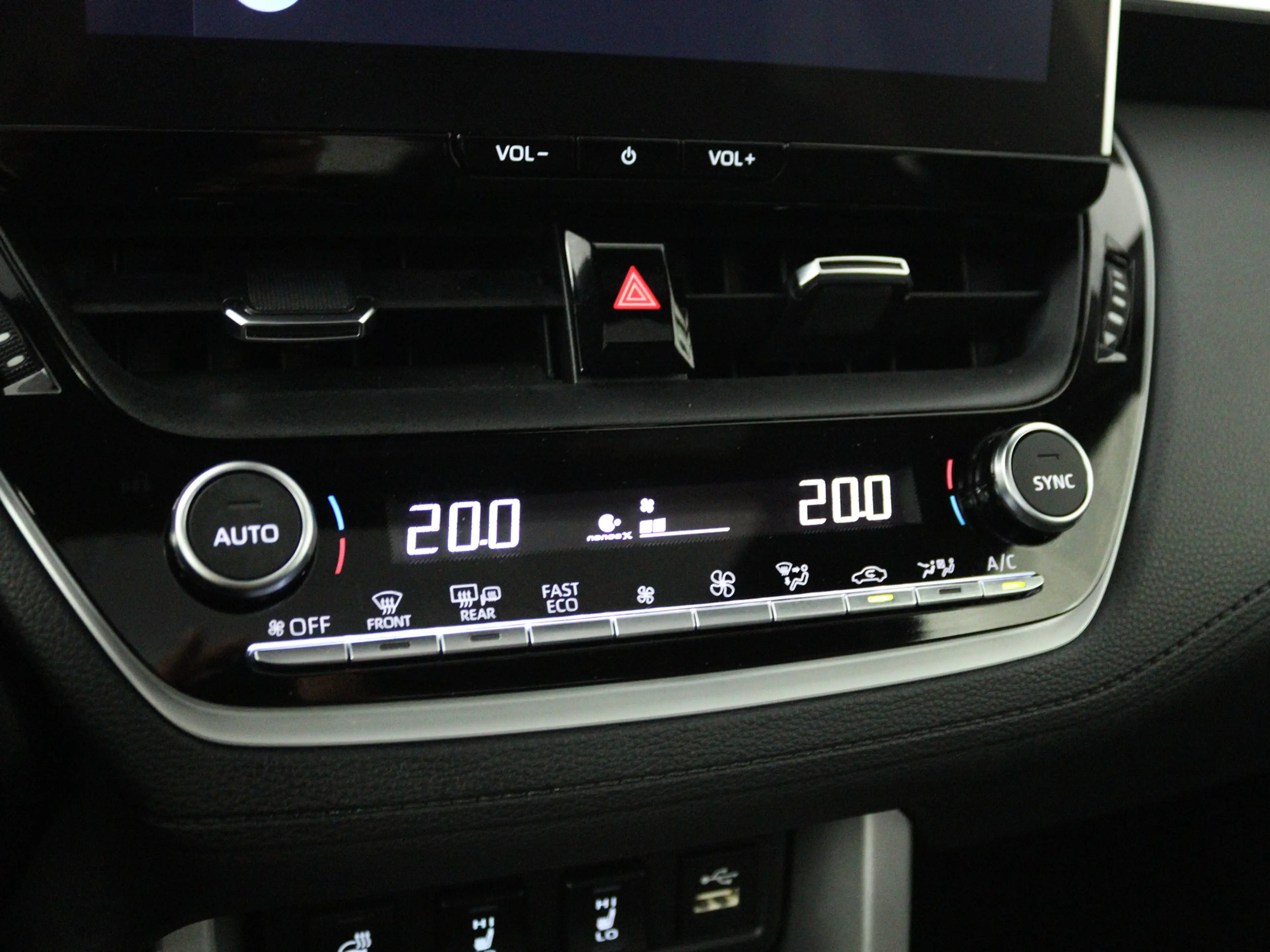 Toyota Corolla Cross Hybrid 200 Executive | Panoramadak | Lederen bekle — photo 9