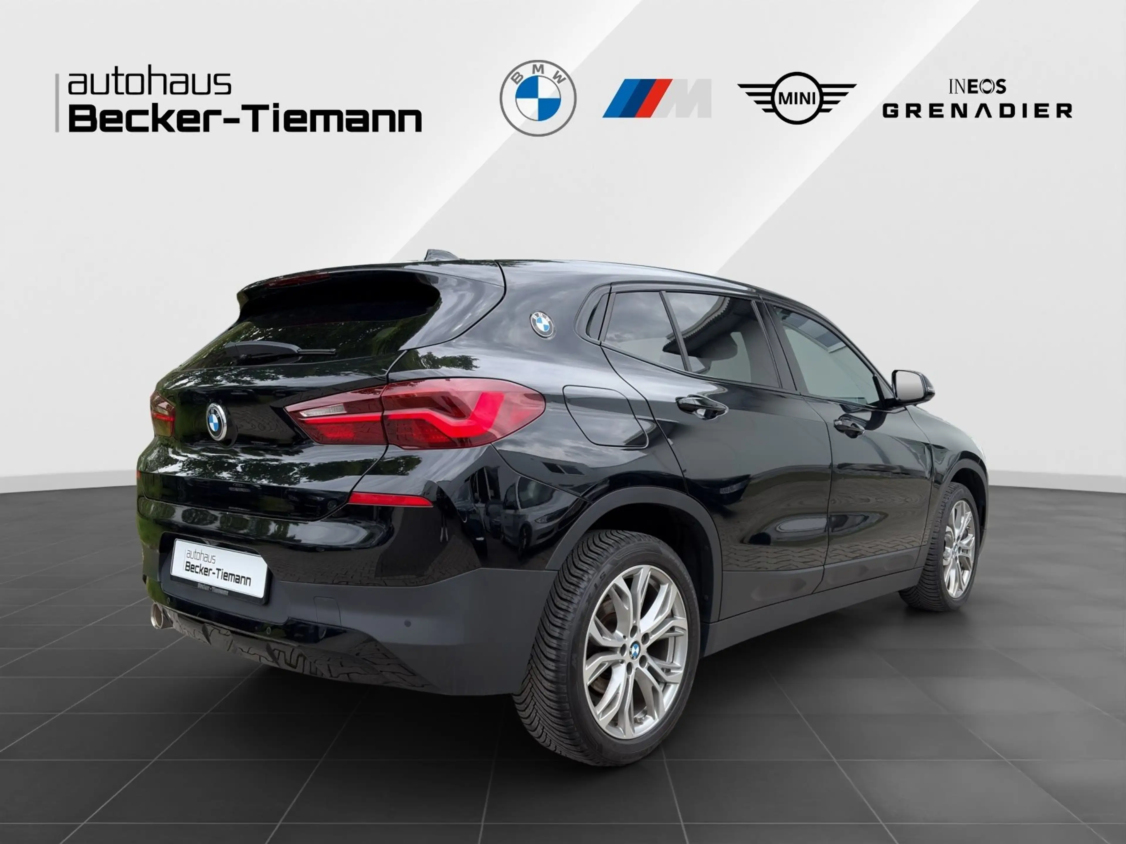 BMW X2 sDrive18i LED ParkAss. Navi RFK SHZ Tempomat — photo 6
