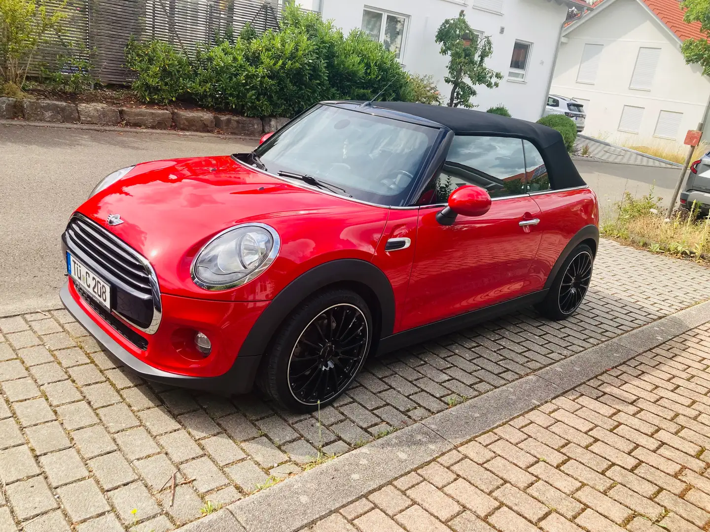 MINI Cooper Cabrio Mini Cooper Cabrio Rot - 1