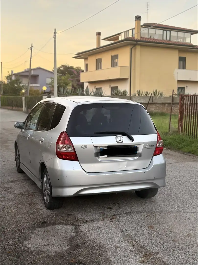 Honda Jazz - 1