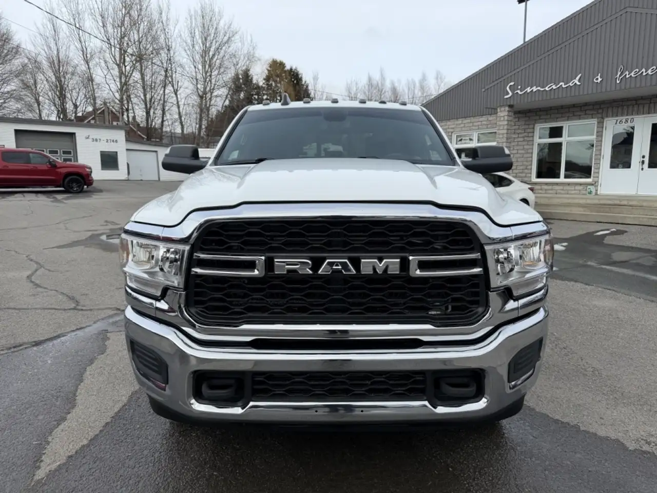 RAM 2500 снимка RAM 2500