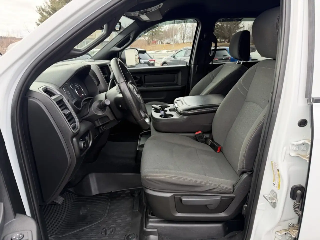 RAM 2500 снимка RAM 2500