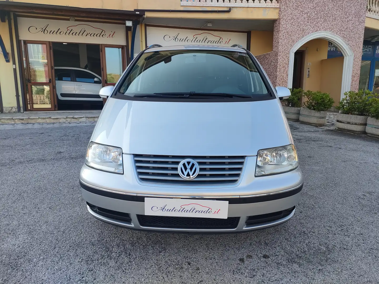 Volkswagen Sharan Sharan 2.0 tdi Time c/esp dpf Zilver - 1