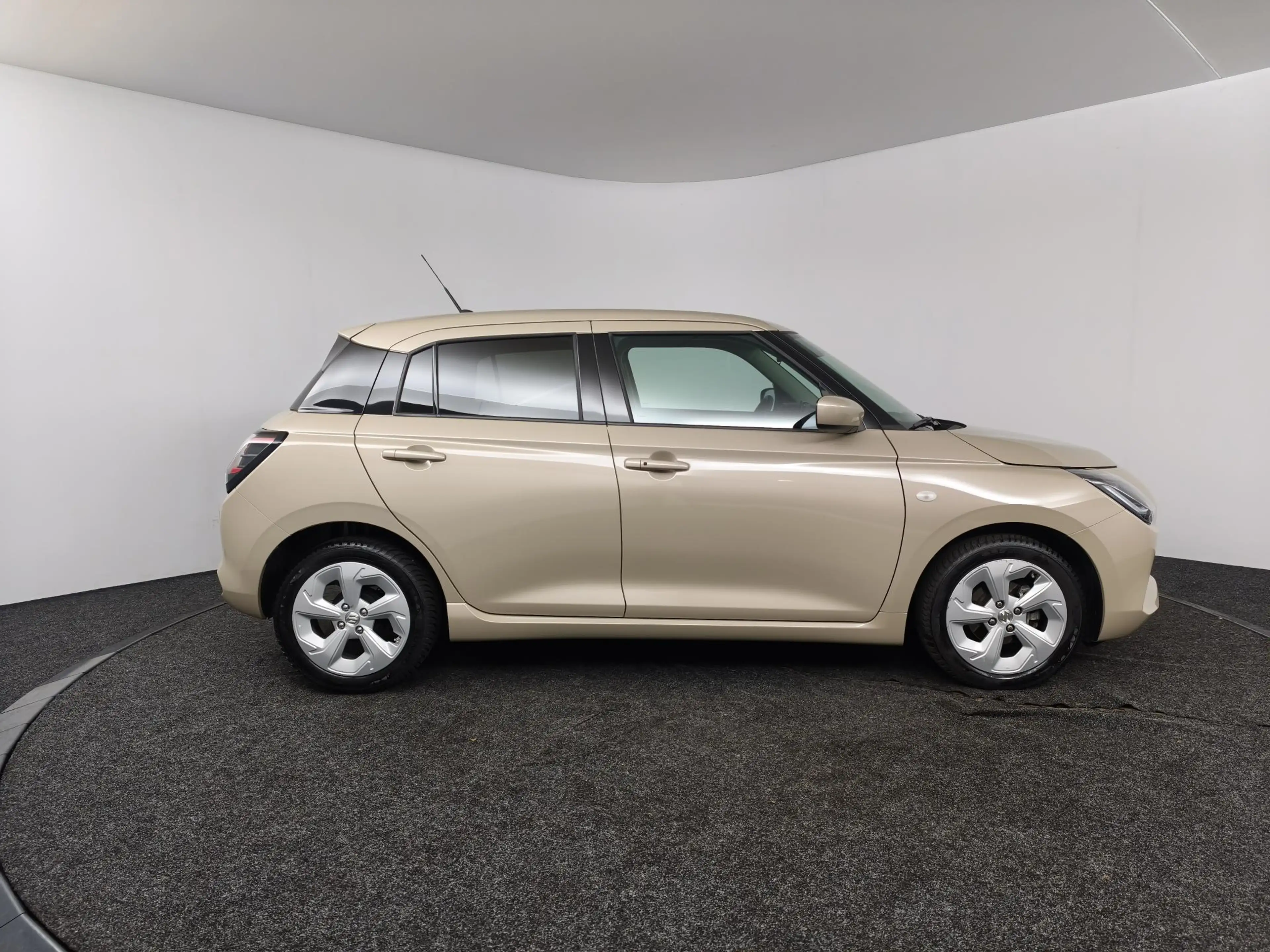 Suzuki Swift 1.2 Select Smart Hybrid Automaat 82PK | Adaptieve — photo 3