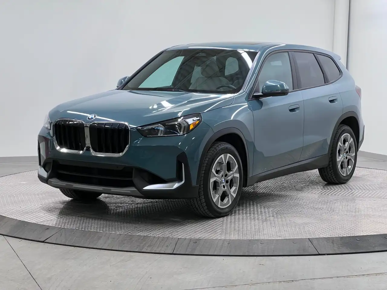 2023 BMW X1