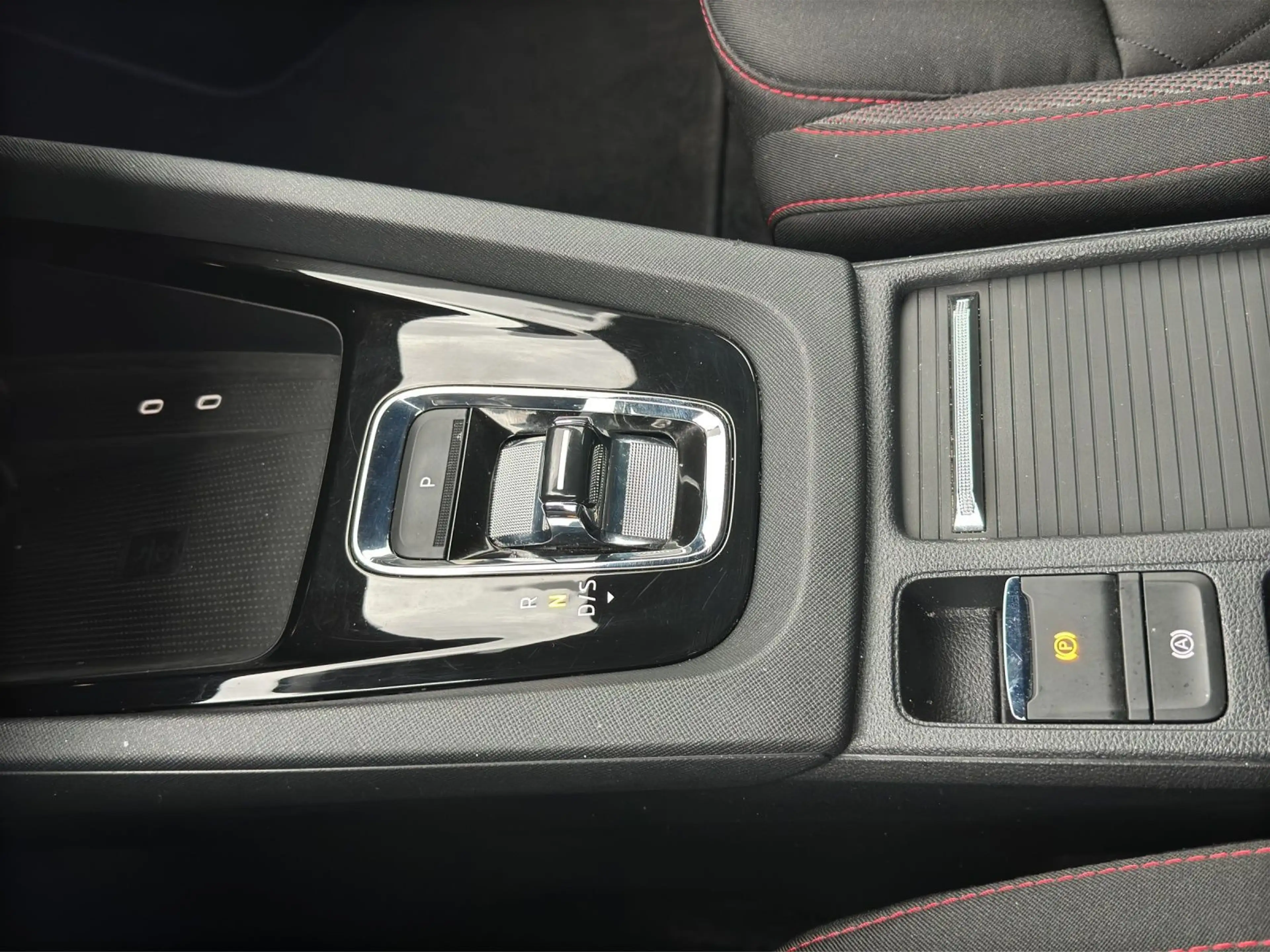 Skoda Octavia Combi 2.0 TDI RS MATRIX HuD AHK KAMERA — photo 11