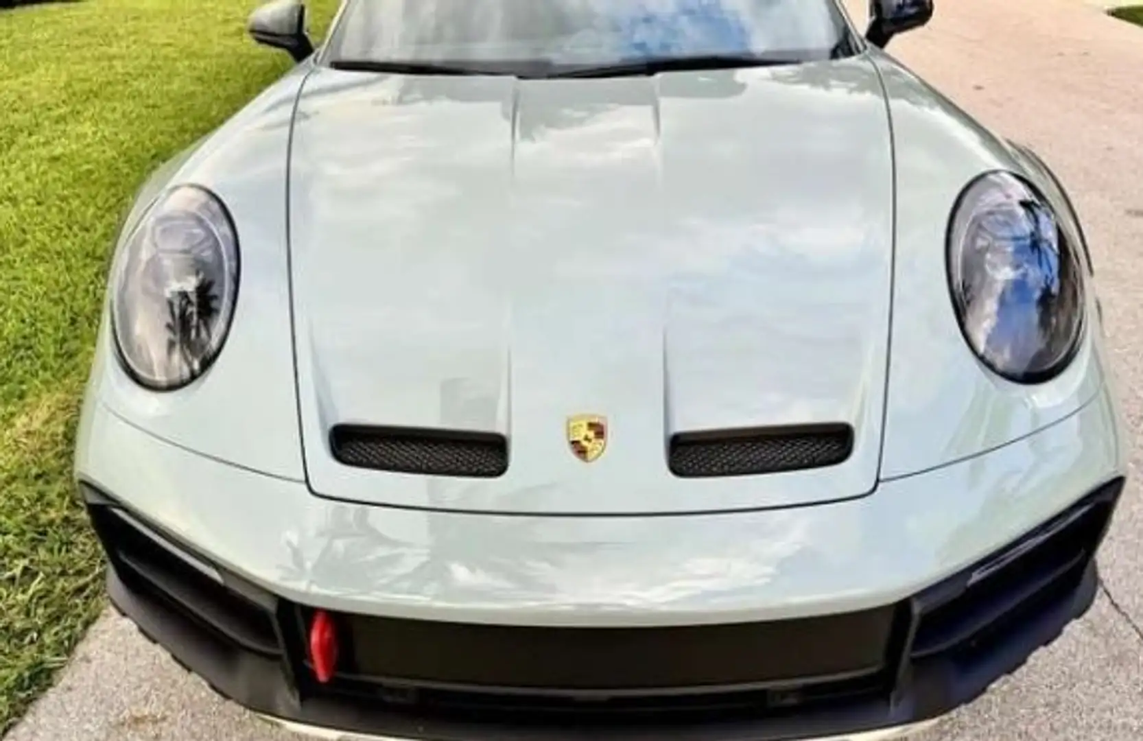 Porsche 992 Dakar Coupe Gris - 1