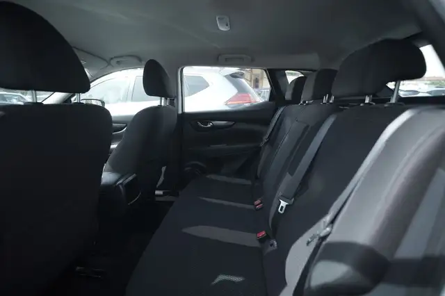 Nissan Qashqai view 9