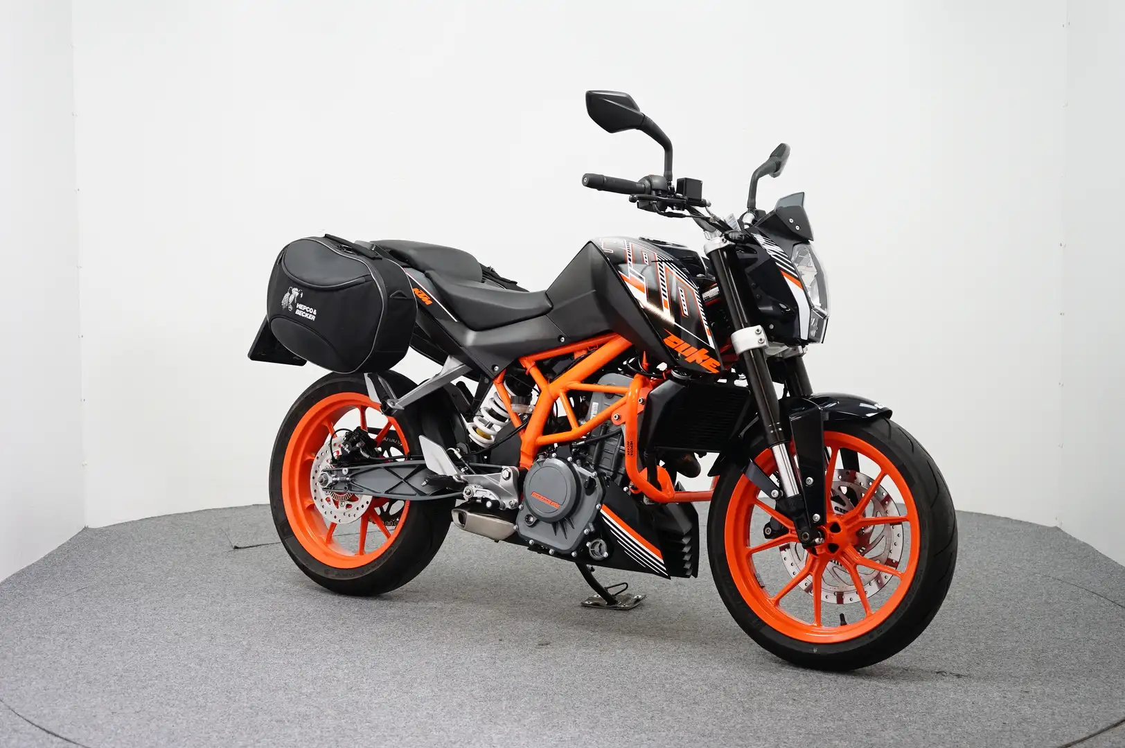 KTM 390 Duke Oranje - 2