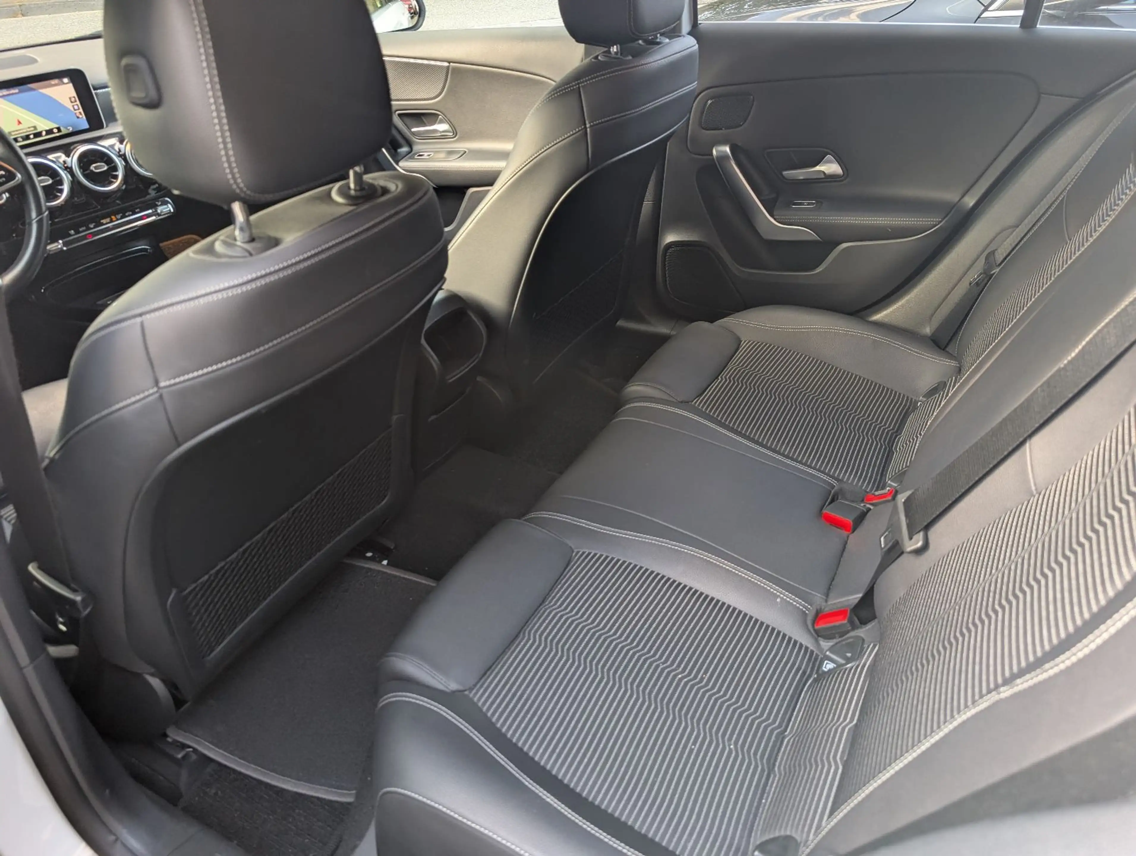 Mercedes-Benz A 180 Progressive 2019 AUTOMATIK LED nur 49tKM! — photo 14
