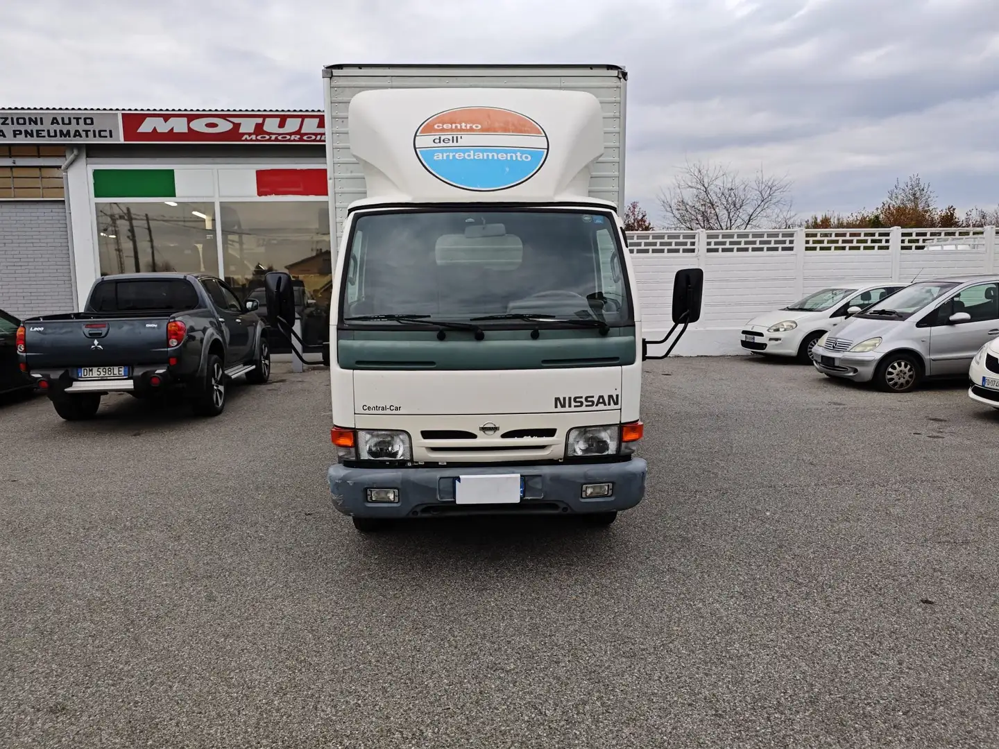 Nissan Cabstar Bianco - 2
