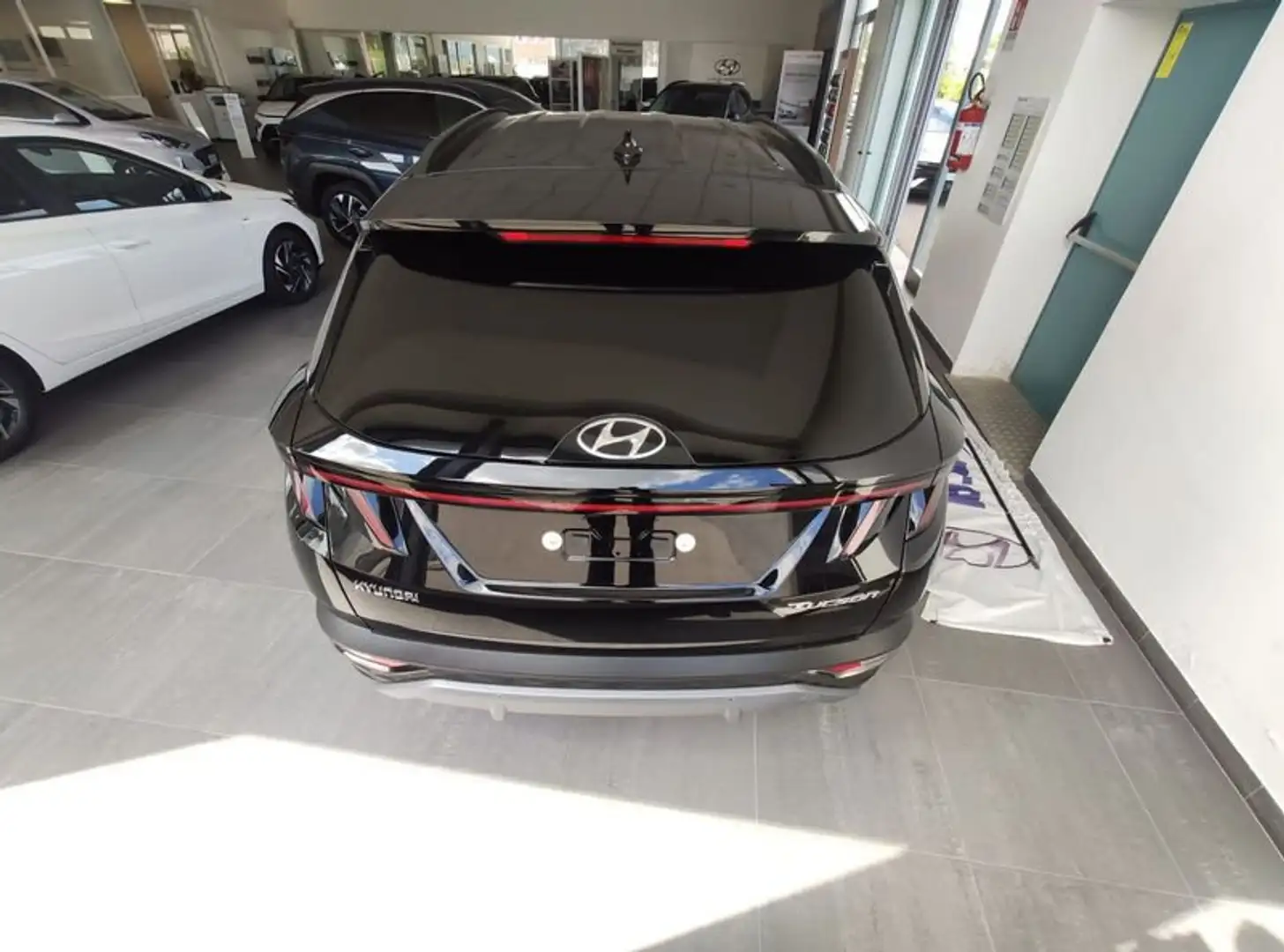 Hyundai TUCSON 1.6 HEV aut.Exellence Noir - 2