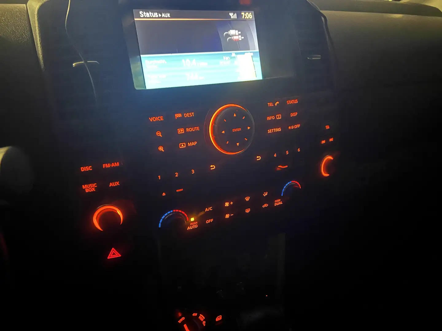 Nissan Navara Double Cab LE V6 4X4 Negro - 1