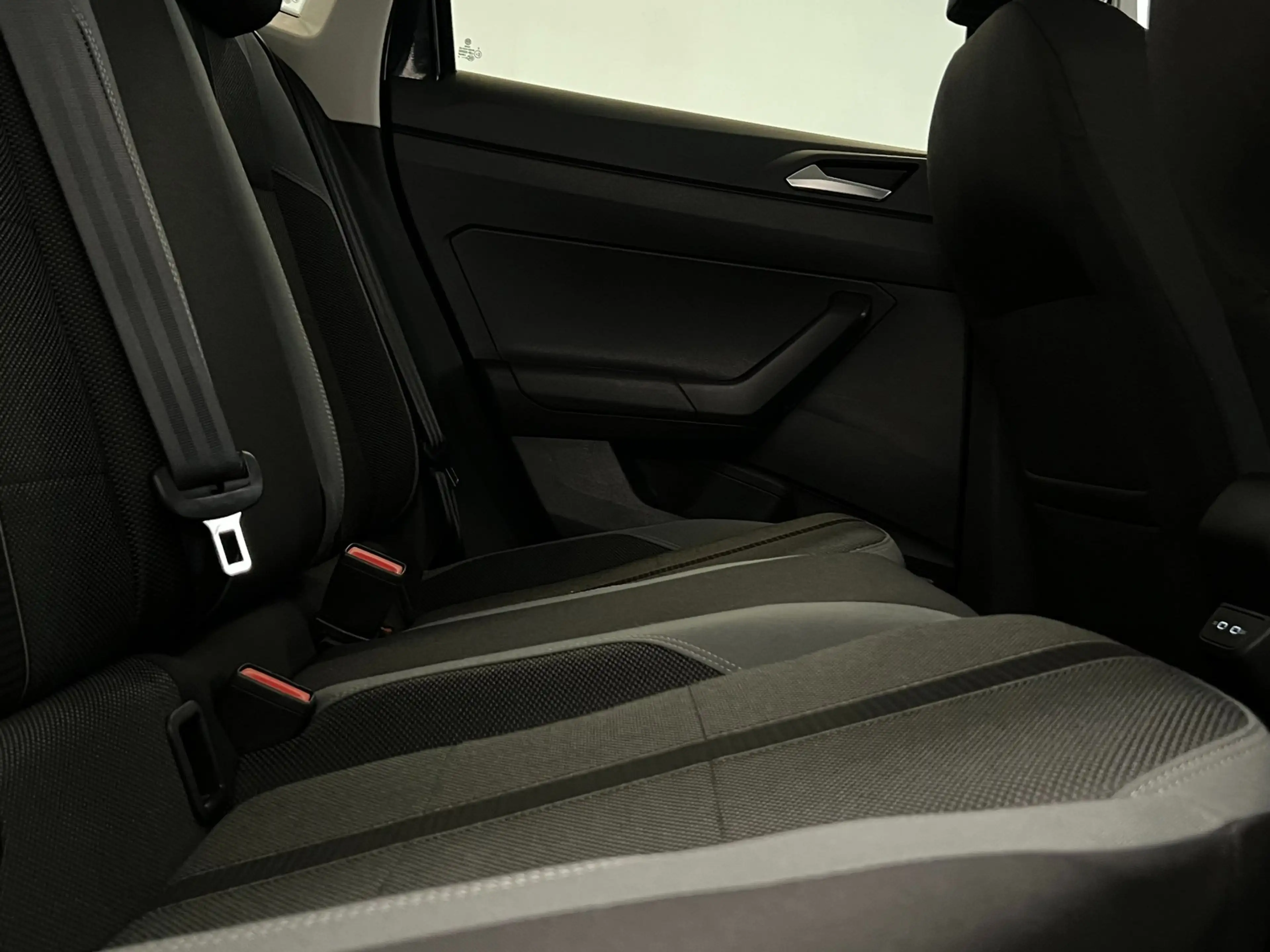 Volkswagen Polo 1.0 TSI Highline / R-Line / BTW / Stoelverwarming — photo 7