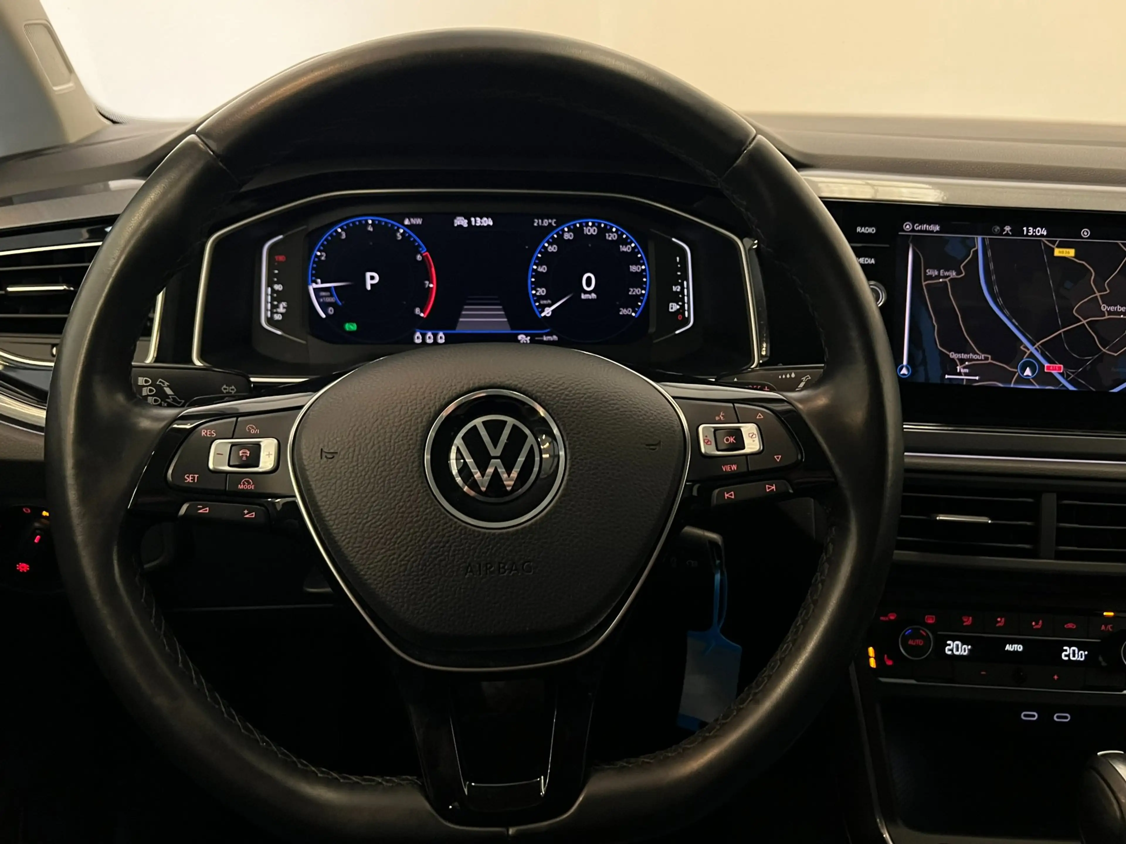 Volkswagen Polo 1.0 TSI Highline / R-Line / BTW / Stoelverwarming — photo 9