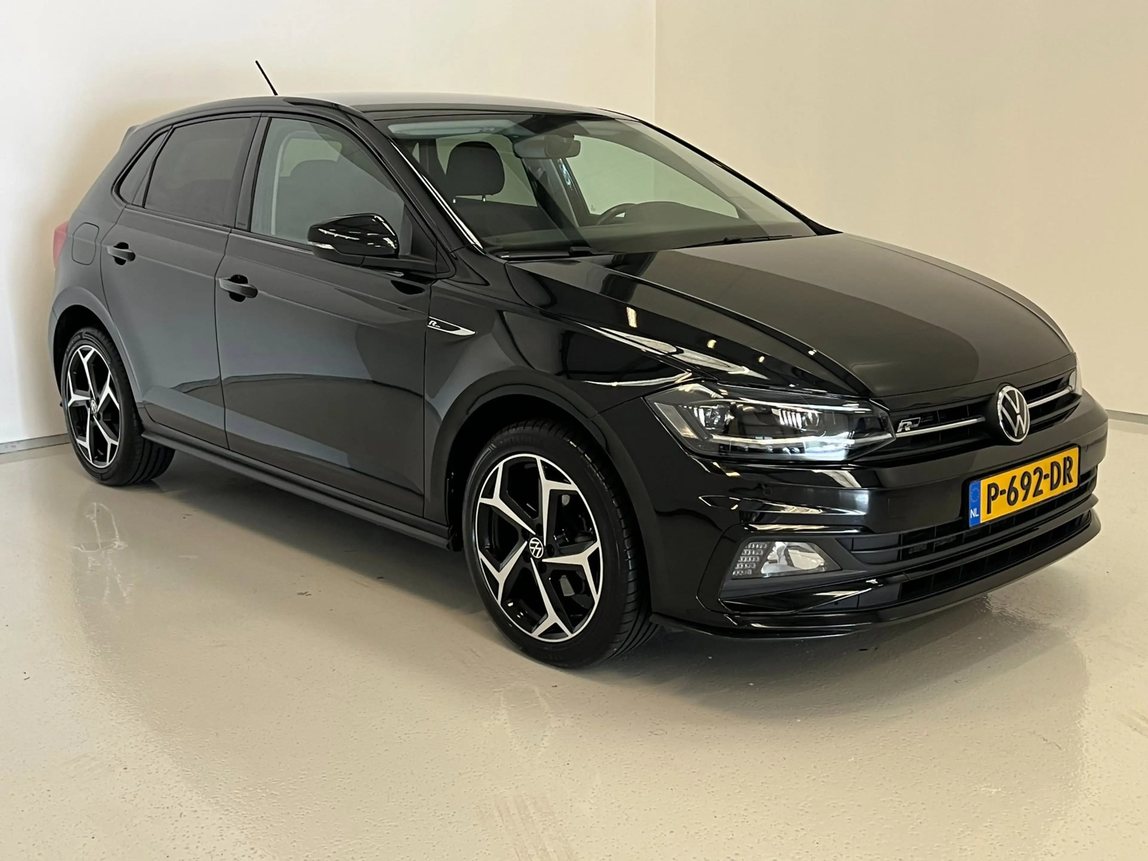 Volkswagen Polo 1.0 TSI Highline / R-Line / BTW / Stoelverwarming — photo 2