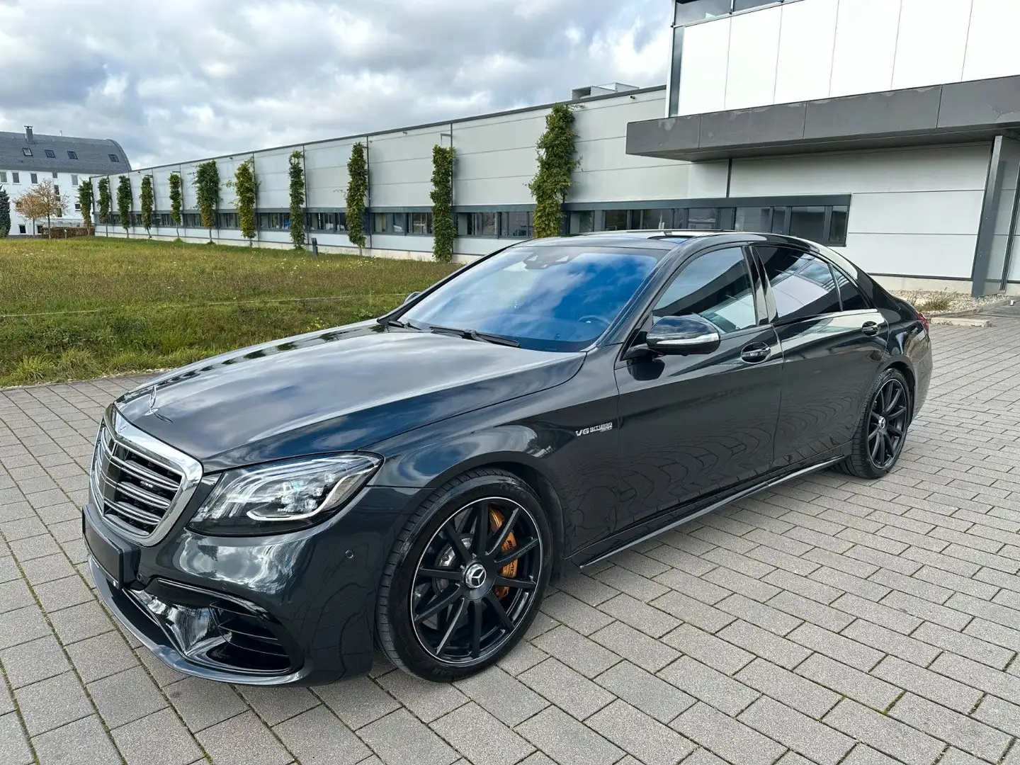 Mercedes-Benz S 63 AMG lang/Night/Designo/Pano/Bur3D/Keramic.. Schwarz - 1