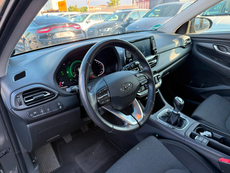 Hyundai i30 Trend Mild-Hybrid/Kamera/Carplay/PDC v+h — photo 13