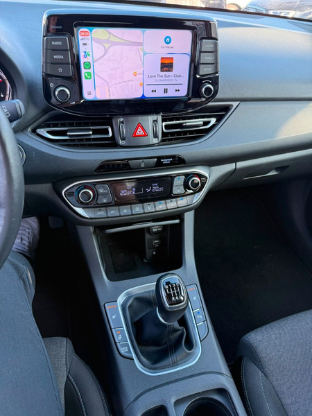 Hyundai i30 Trend Mild-Hybrid/Kamera/Carplay/PDC v+h — photo 15