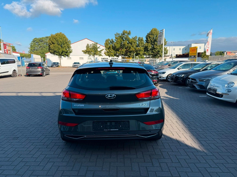 Hyundai i30 Trend Mild-Hybrid/Kamera/Carplay/PDC v+h — photo 6