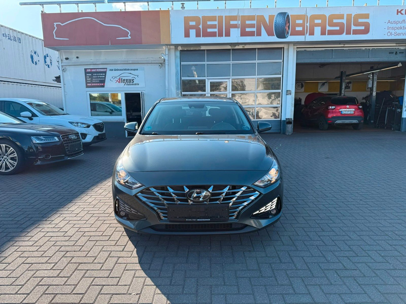 Hyundai i30 Trend Mild-Hybrid/Kamera/Carplay/PDC v+h — photo 2