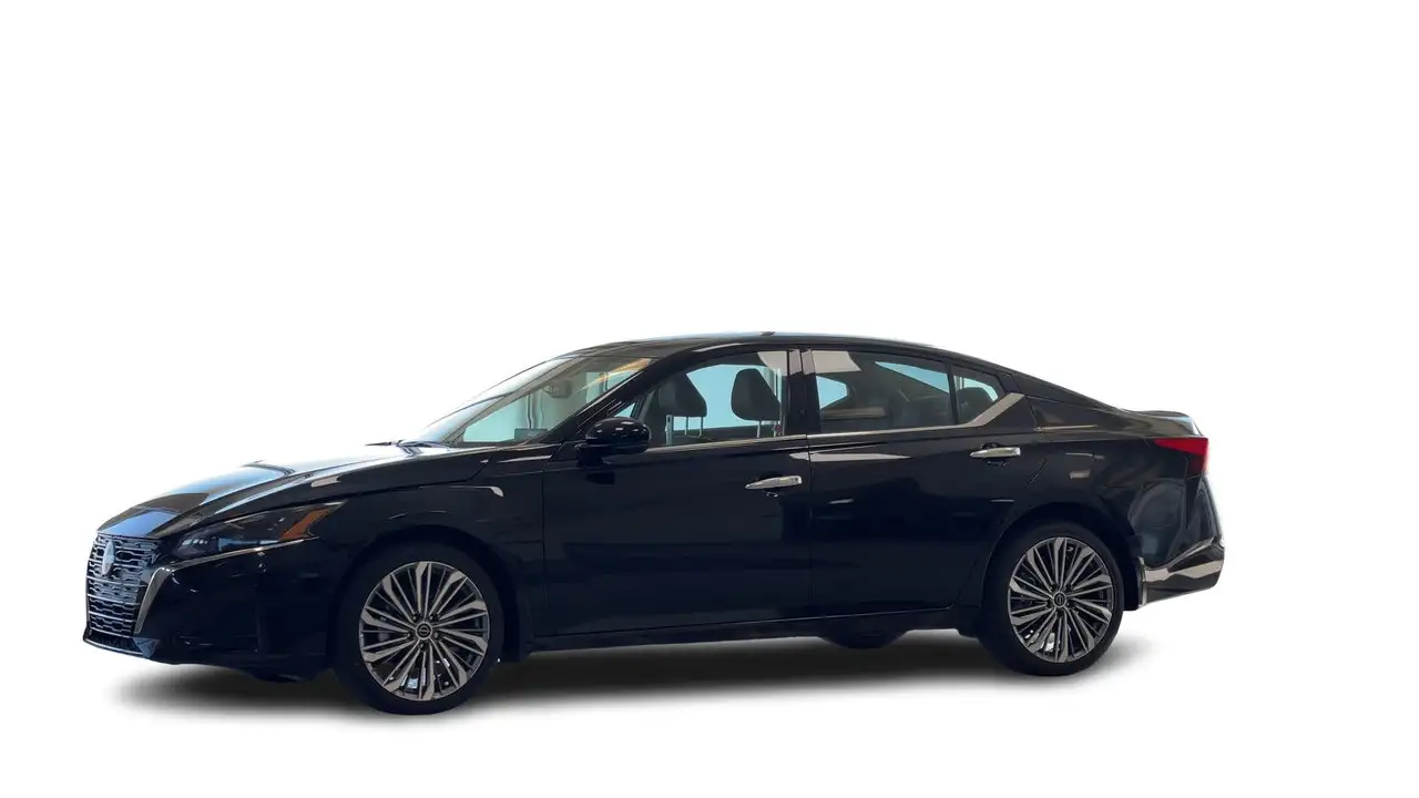 Nissan Altima снимка Nissan Altima